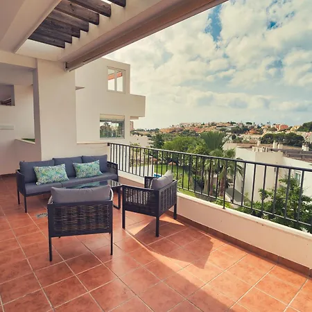 Appartement & Mountain Views In Sunny